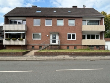 Helle 4-Zimmer-Wohnung mit Balkon in Bocholt an der Kurfürstenstraße, 46399 Bocholt, Etagenwohnung