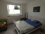 Schlafzimmer Einliegerwohnung - Doppelhaus mit Einliegerwohnung in guter Lage von Biemenhorst