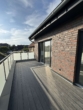 Balkon - Helle Maisonettewohnung mit Loggia in Neubau-Doppelhaushälfte