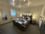 Schlafzimmer OG - RESERVIERT ! Modernisiertes Reihenmittelhaus in Bottrop – hochwertig saniert & zeitnah bezugsfertig!