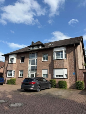 Dachgeschosswohnung mit Balkon und 2 Schlafzimmern in Bocholt-Biemenhorst, 46395 Bocholt, Dachgeschosswohnung