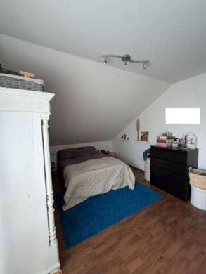 Dachgeschosswohnung mit Balkon und 2 Schlafzimmern in Bocholt-Biemenhorst - Bild (62858)
