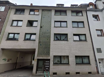 Dachgeschoss mit Balkon und 2 Schlafzimmern in Duisburg-Sternbuschweg - Titelbild (63711)