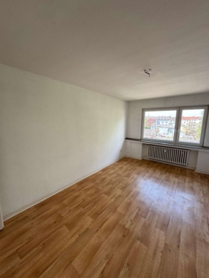 Dachgeschoss mit Balkon und 2 Schlafzimmern in Duisburg-Sternbuschweg - Bild (65750)