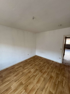 Dachgeschoss mit Balkon und 2 Schlafzimmern in Duisburg-Sternbuschweg - Bild (65745)