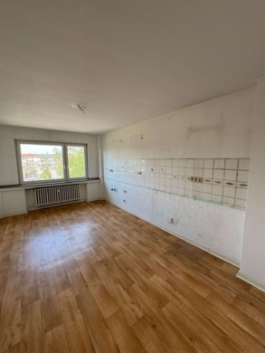 Dachgeschoss mit Balkon und 2 Schlafzimmern in Duisburg-Sternbuschweg - Bild (65749)