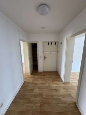 Zentrumsnahe Helle 3-Zimmer-Wohnung in Duisburg (Neudorf-Nord) zu vermieten - Bild (65830)