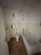 Badezimmer - 3-Zimmer-Wohnung in Duisburg (Neudorf-Nord) zu vermieten