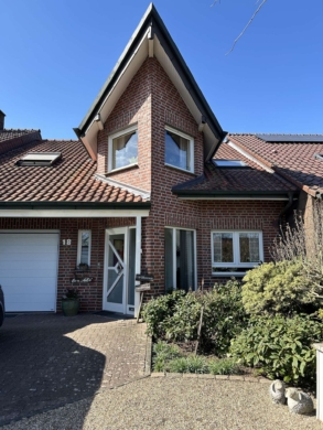 Gepflegtes Reihenmittelhaus mit Erpacht in toller Lage von Bocholt zu verkaufen, 46395 Bocholt, Haus
