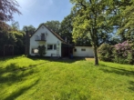 Bild - Älteres Landhaus mit Kamin, Balkon und Gartenblick in Bocholt – Biemenhorst zur Miete