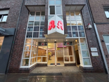 Repräsentatives & Großzügiges Ladenlokal/Praxis/Bürokomplex in 1 A Lage Bocholt, zur Miete - Titelbild (62222)