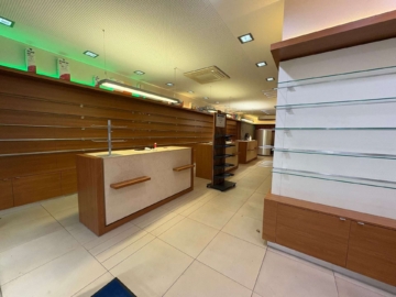 Repräsentatives & Großzügiges Ladenlokal/Praxis/Bürokomplex in 1 A Lage Bocholt, zur Miete, 46399 Bocholt, Bürohaus