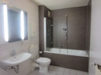 Badezimmer (2) - 3-Zimmer-OG-Wohnung in Vreden zu vermieten