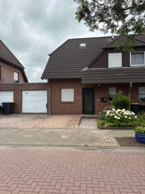 Charmante Doppelhaushälfte in Rees mit Garage und modernem Komfort, 46459 Rees, Doppelhaushälfte