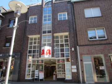 Mehrfamilienhaus mit Gewerbeeinheit und Arztpraxis in Bestlage der Fußgängerzone von Bocholt, 46395 Bocholt, Verkaufsfläche