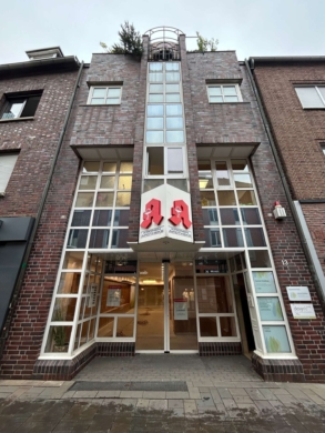 Mehrfamilienhaus mit Gewerbeeinheit und Arztpraxis in Bestlage der Fußgängerzone von Bocholt, 46395 Bocholt, Verkaufsfläche