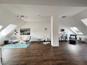 Exklusive 4-Zimmer-Wohnung in Bocholt-Spork zu vermieten, 46399 Bocholt-Spork, Dachgeschosswohnung