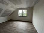 Bild - 3 Zimmer Neubau DG-Wohnung mit Balkon im KFW-40-Haus